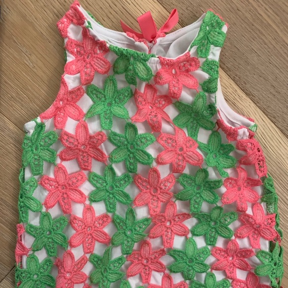 Mud Pie daisy crochet dress. Size 9-12 months - Picture 2 of 4